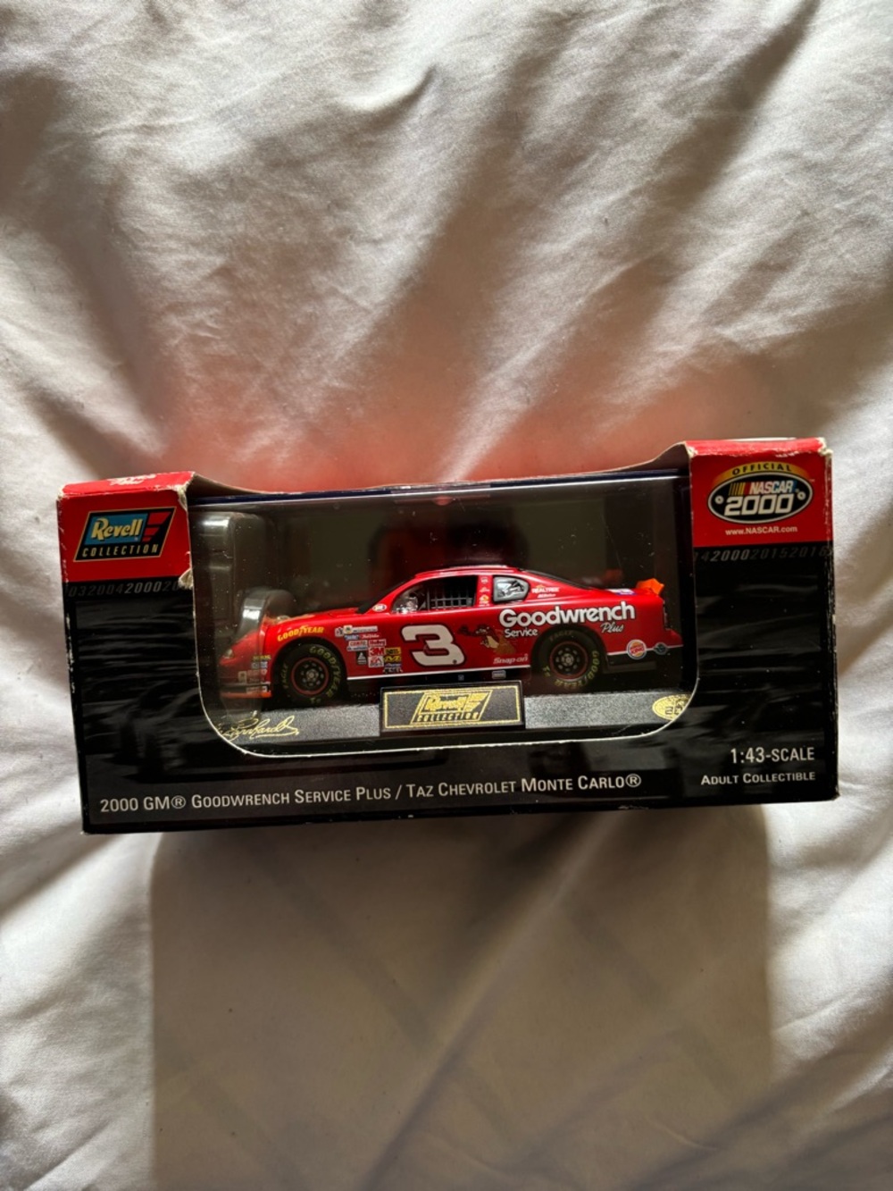 Goodwrench #3 Taz Chevrolet Monte Carlo Diecast Car - Red